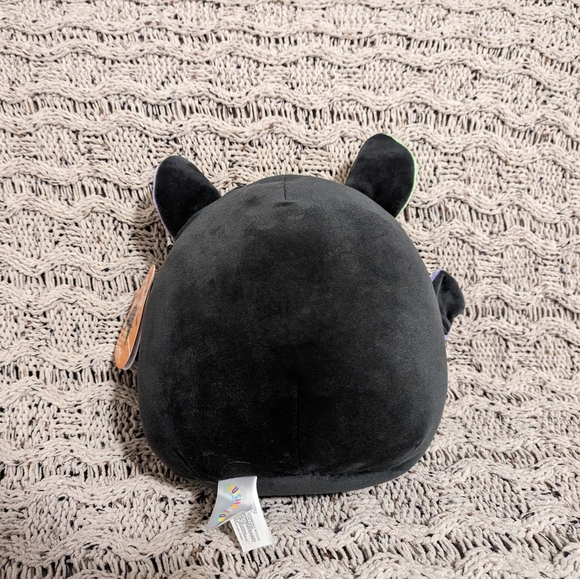 FREE w/ Purchase Fariq Bat 8" - Picture 2 of 3